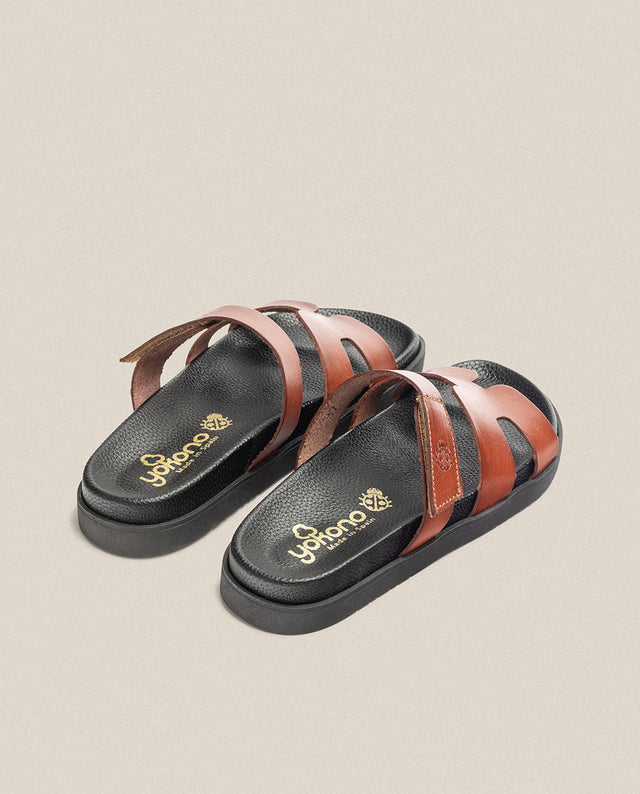 Yokono Sandalia Plana Morena 125 Marrón