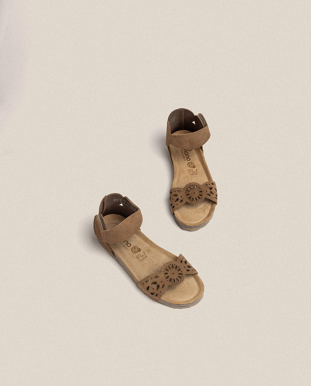 Yokono Sandalia Plana Villa 086 Marrón