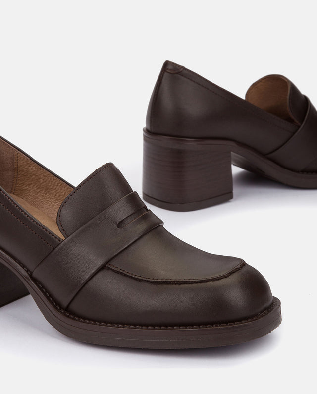 Yokono Zapato De Tacón LANDAS-001 MARRON