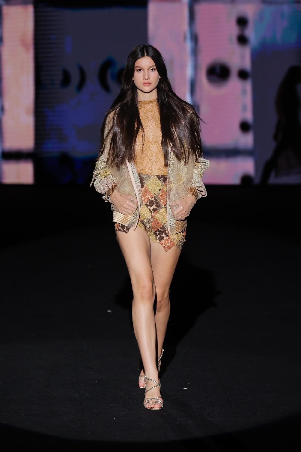 yolancris barcelona 25-20158 BOMBER – 25-46 PANTS & 25-20184 BODY