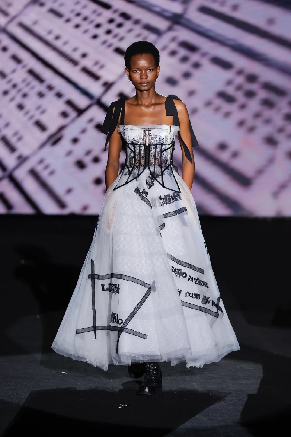 Yolancris Barcelona 25-44 DRESS