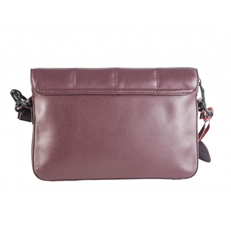 Zerimar Shoes Bolso Acolchado Modelo FIDE 24x8x15 Cm