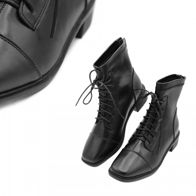 Zerimar Shoes Botas De Cordones Con Punta Cuadrada Modelo LIBBY