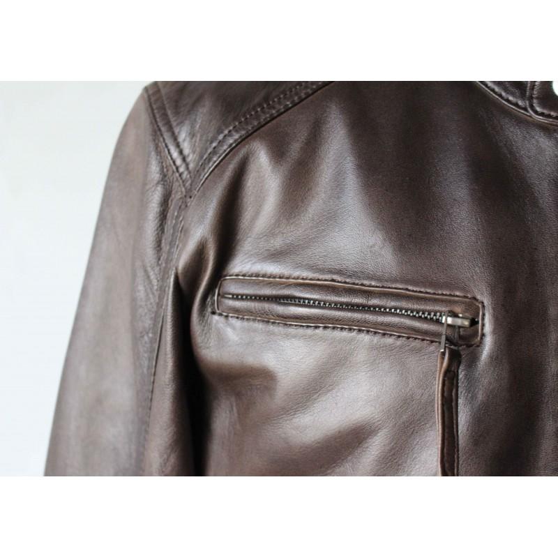 Zerimar Shoes Chaqueta De Cuero Con Cremalleras Modelo CHOCOLATE