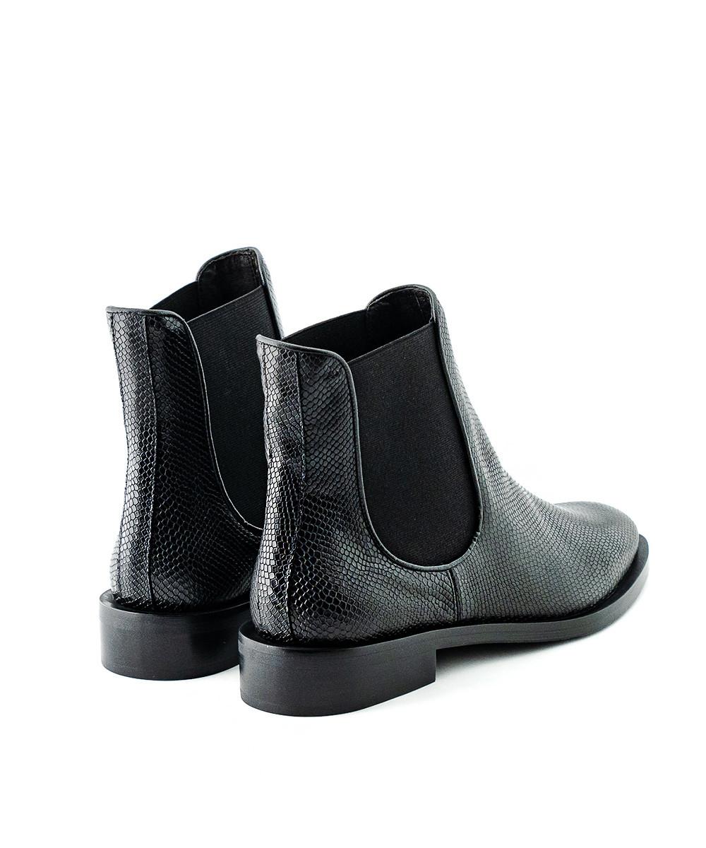 Zinda Botin Chelsea De Piel Grabada Negra