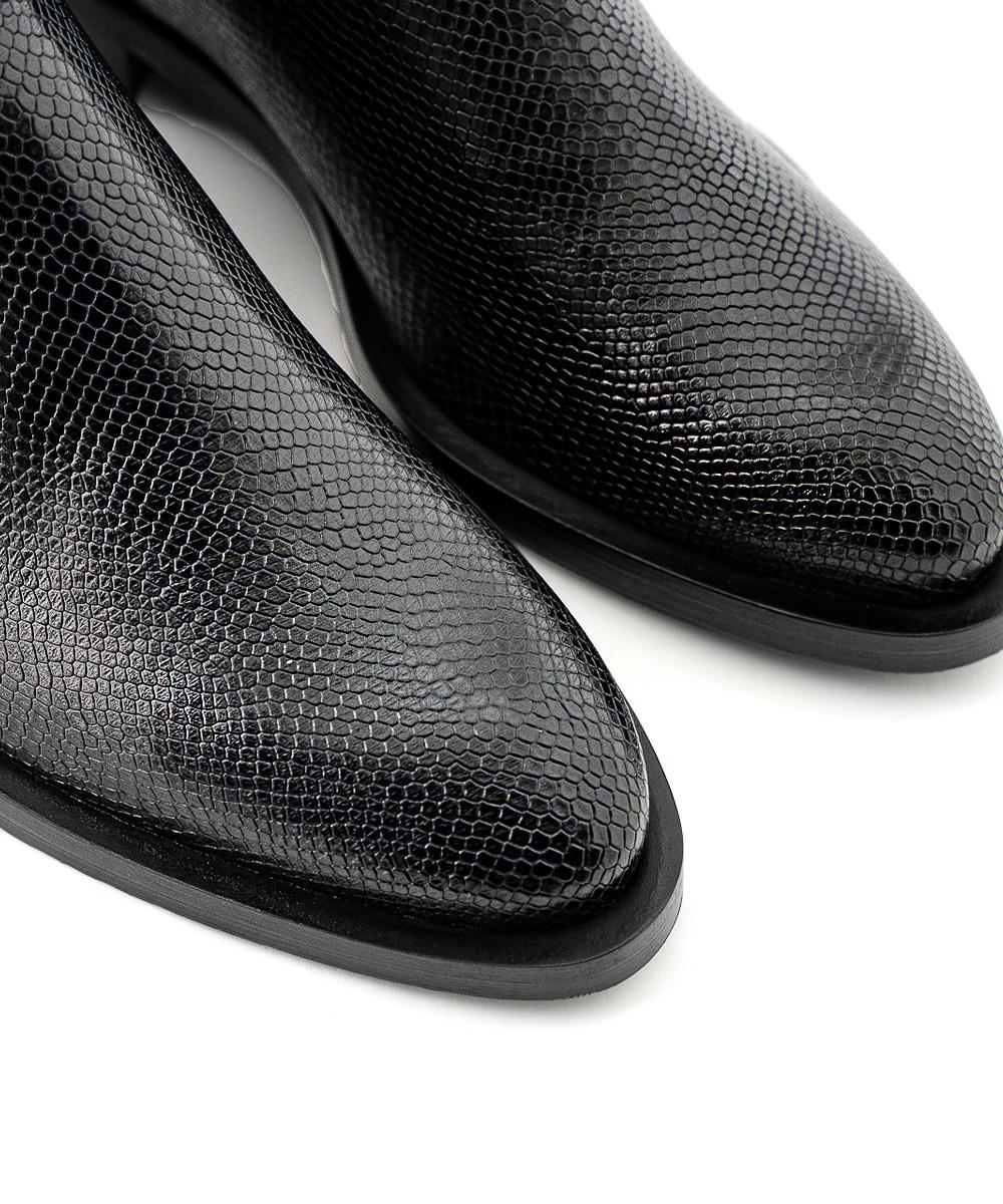 Zinda Botin Chelsea De Piel Grabada Negra
