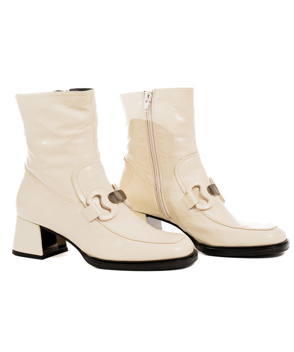 Zinda Botín De Piel Crema Con Hebilla Y Cremallera