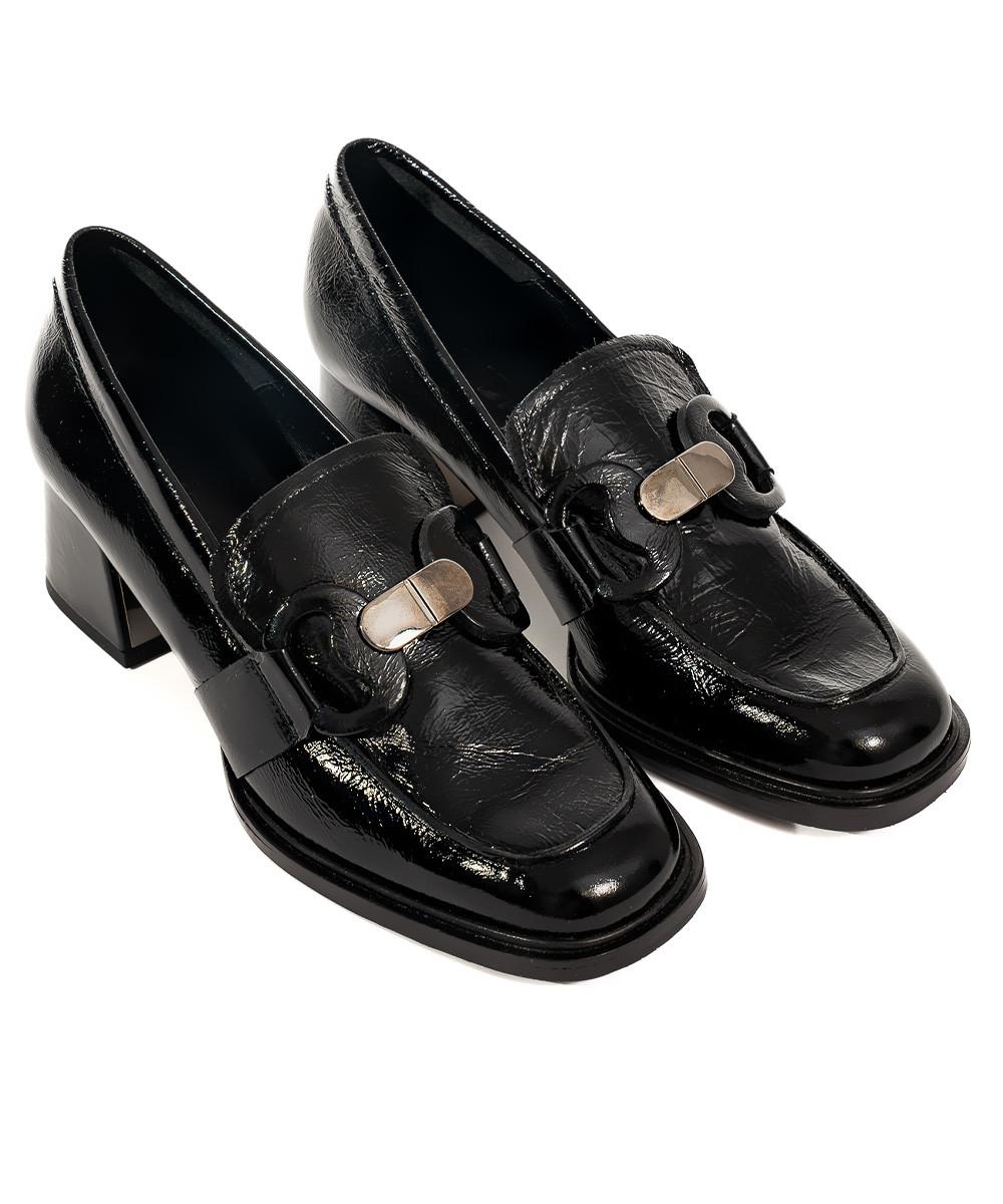 Zinda Mocasín De Piel Negra Con Hebilla