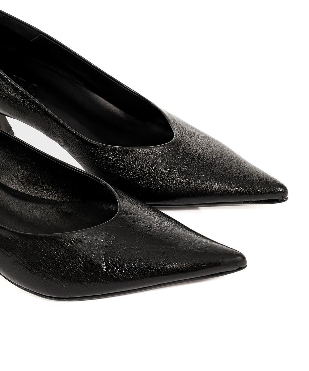 Zinda Salón De Piel Suave Negra