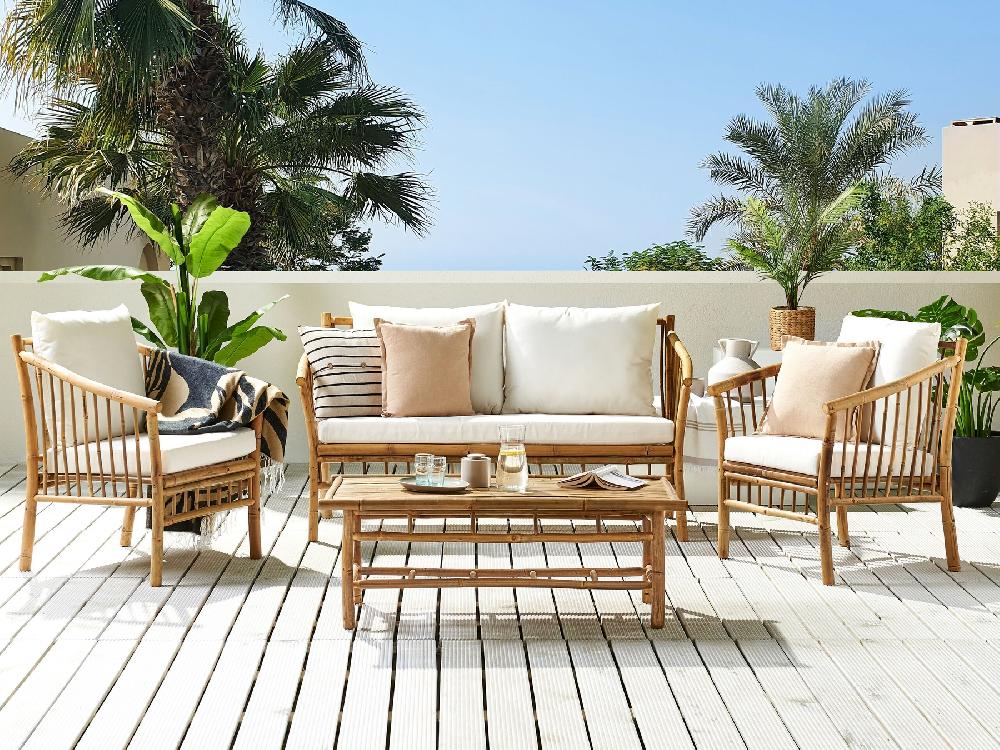 Beliani Conjunto De Jardín Con Mesa 4 Plazas MAGGIORE Madera De Bambú Marrón Claro