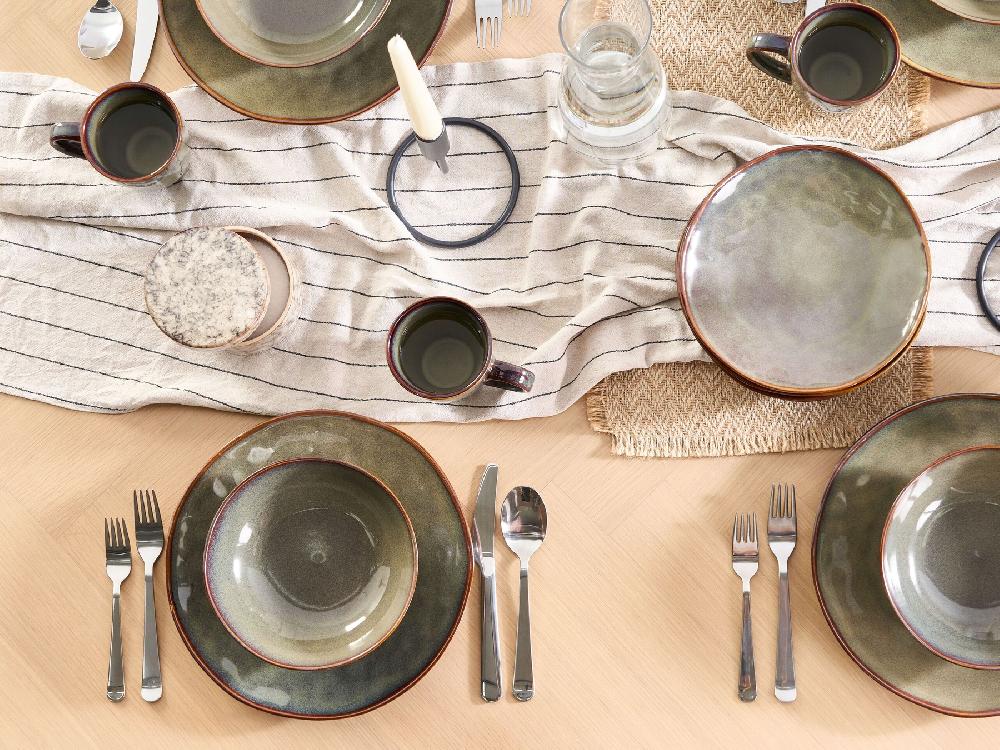 Beliani Vajilla De 16 Piezas THYME Gres Verde Oscuro