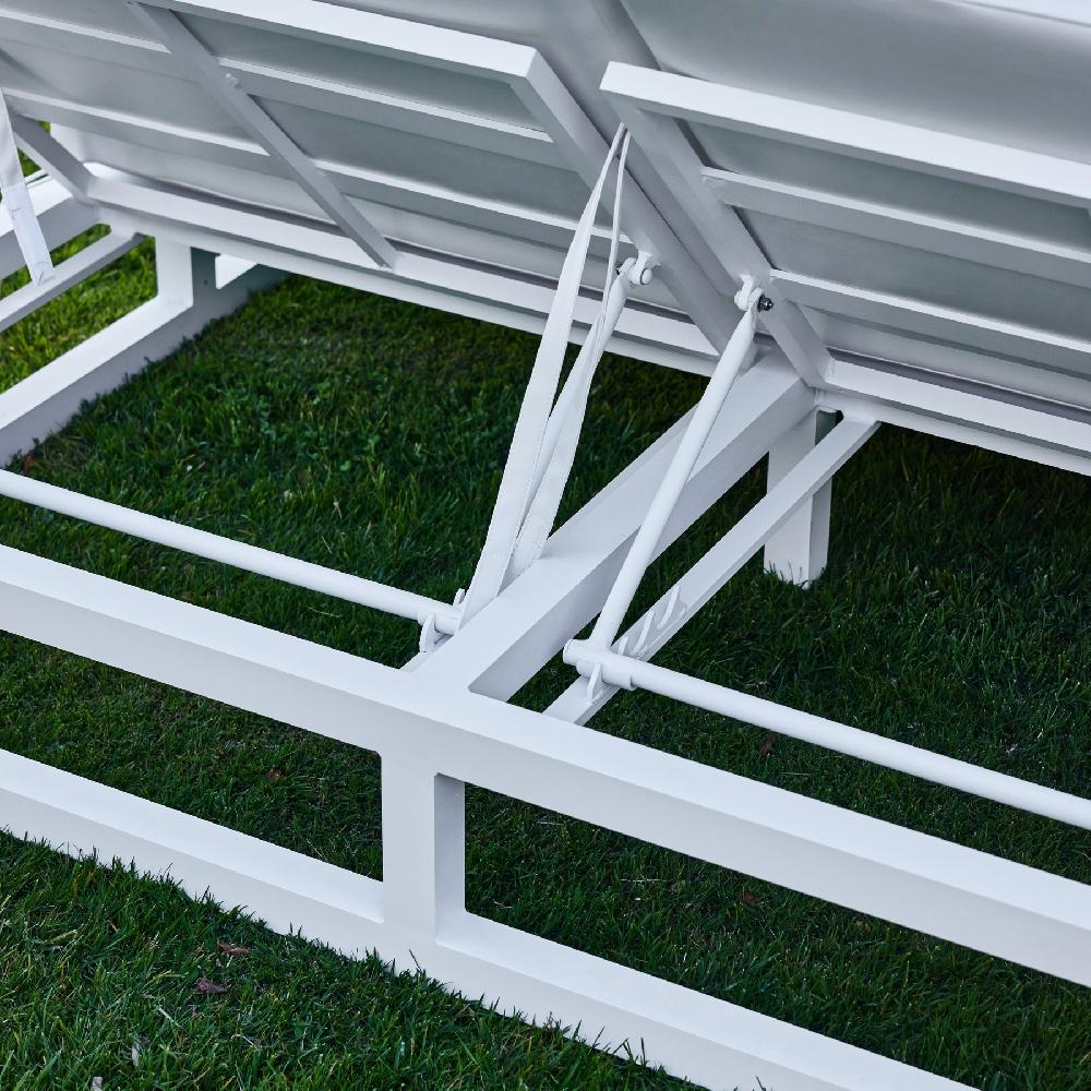 Cama Balinesa Aluminio Color Blanco Cojín Blanco - Balinese