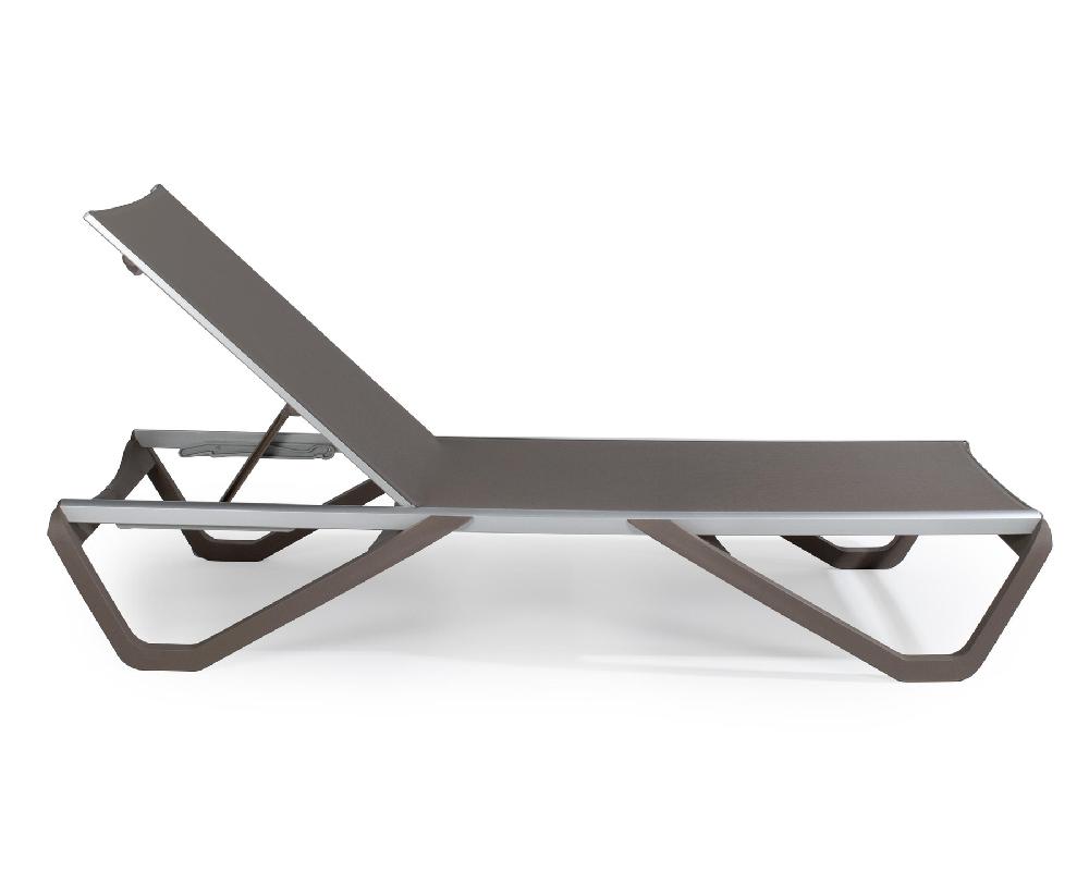 Cama De Exterior Almeria De Aluminio Moka 71.5 X 30 X 191 Cm