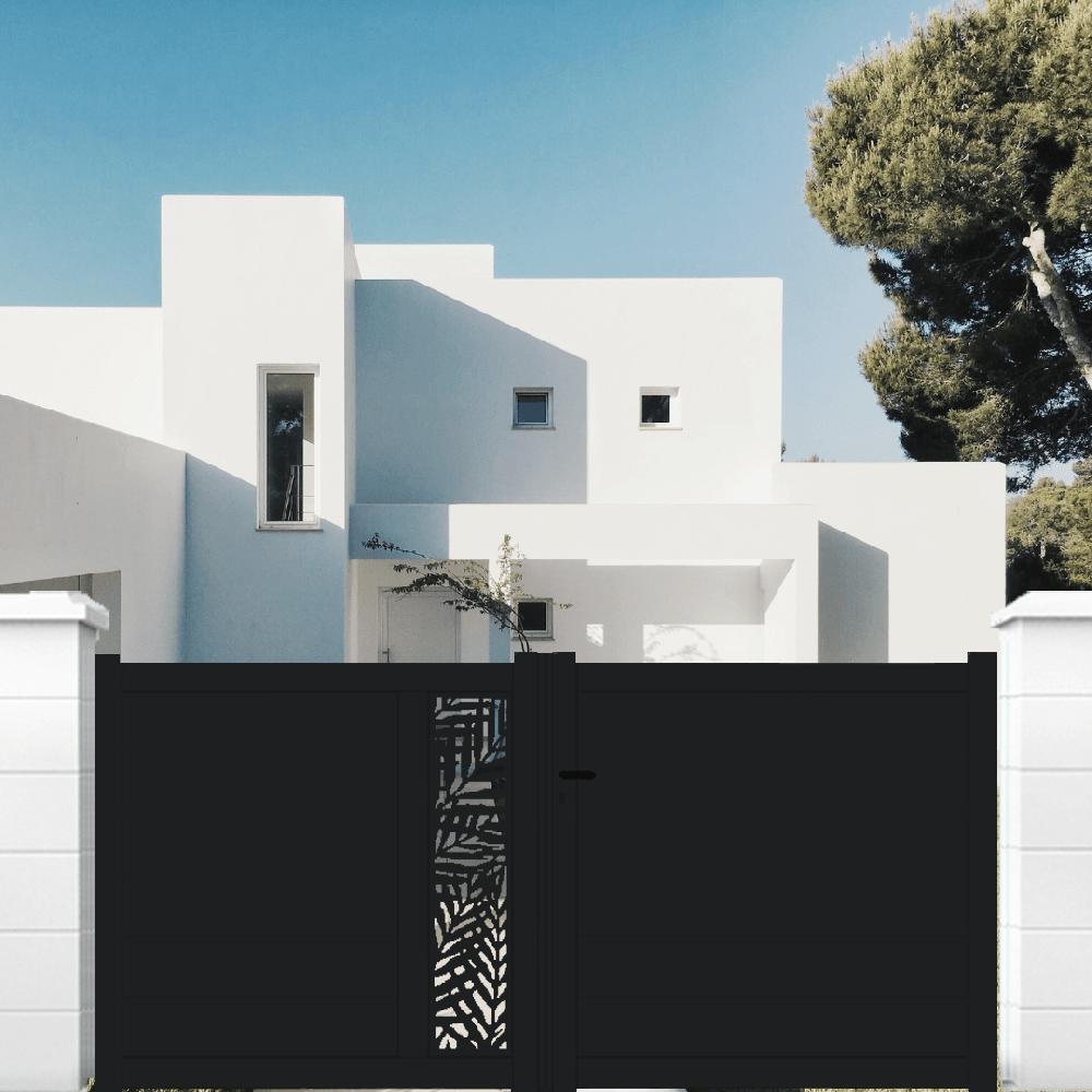 Cancela Batiente De Aluminio Cortada A Láser En Kit De Dimensiones An.3000 (entre Montantes) X Al.1500 Mm Colores Marrón (RAL 1247)