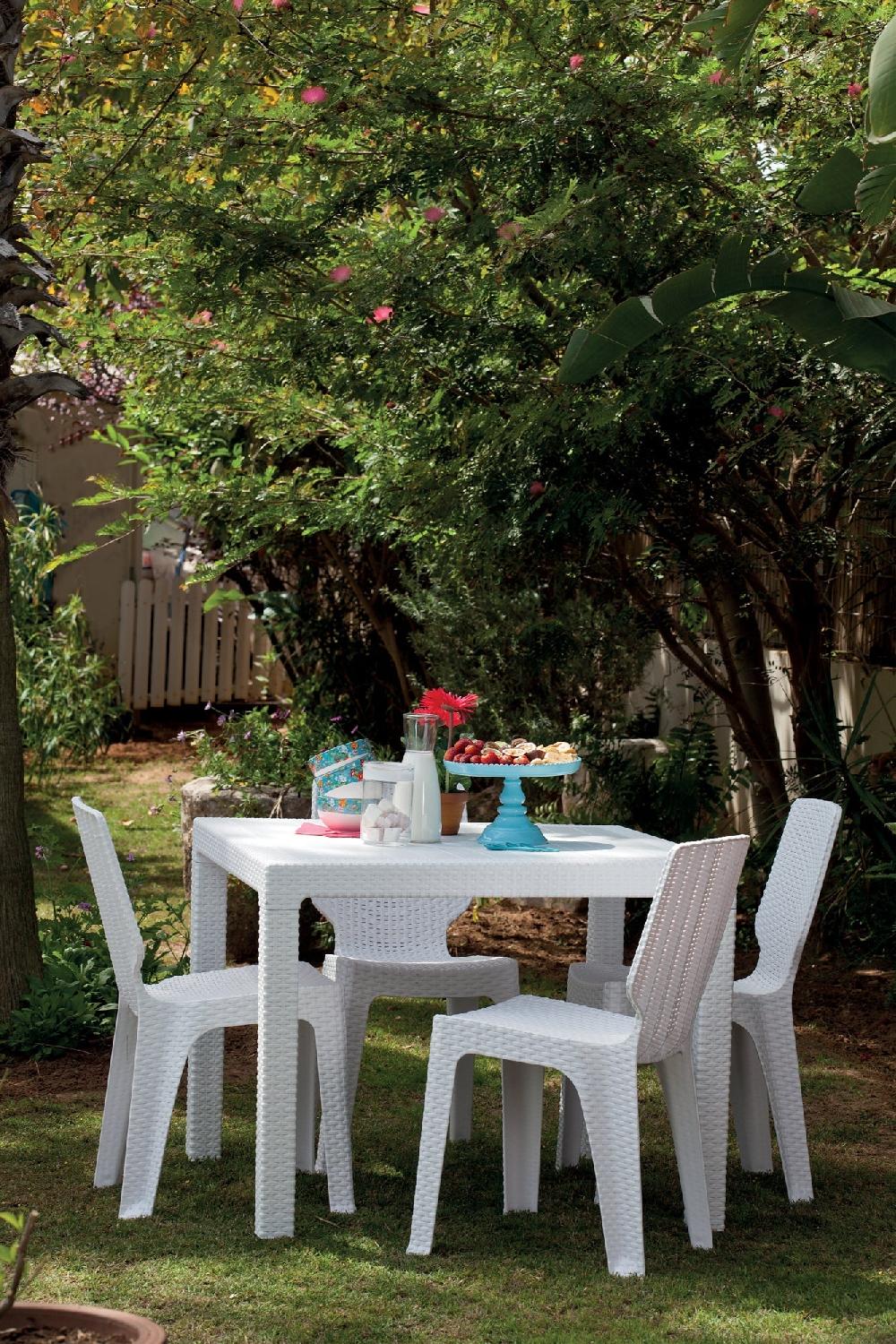 Mesa Cuadrada De Resina Efecto Ratán Blanco Mesa Quartet