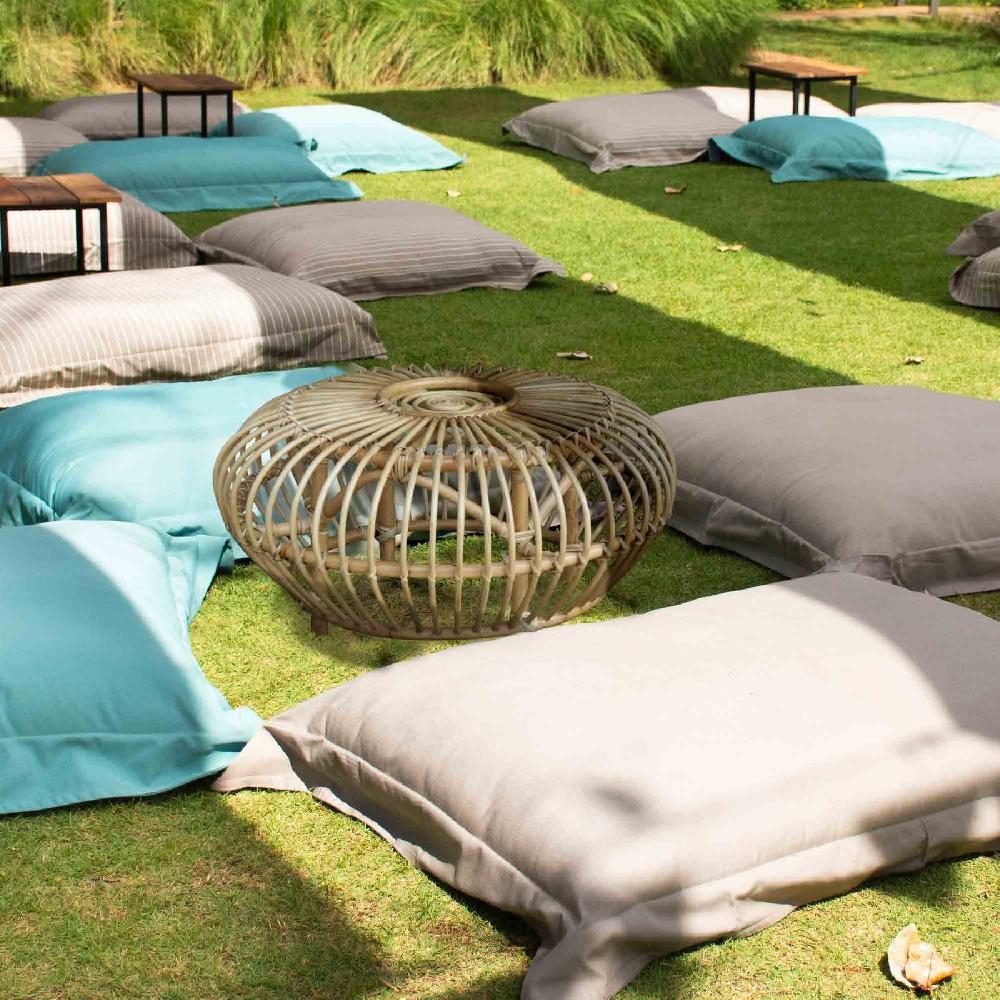 Mesa De Centro Redonda En Ratán Natural Chillvert Parma 73x73x39 Cm Con Diseño Geométrico