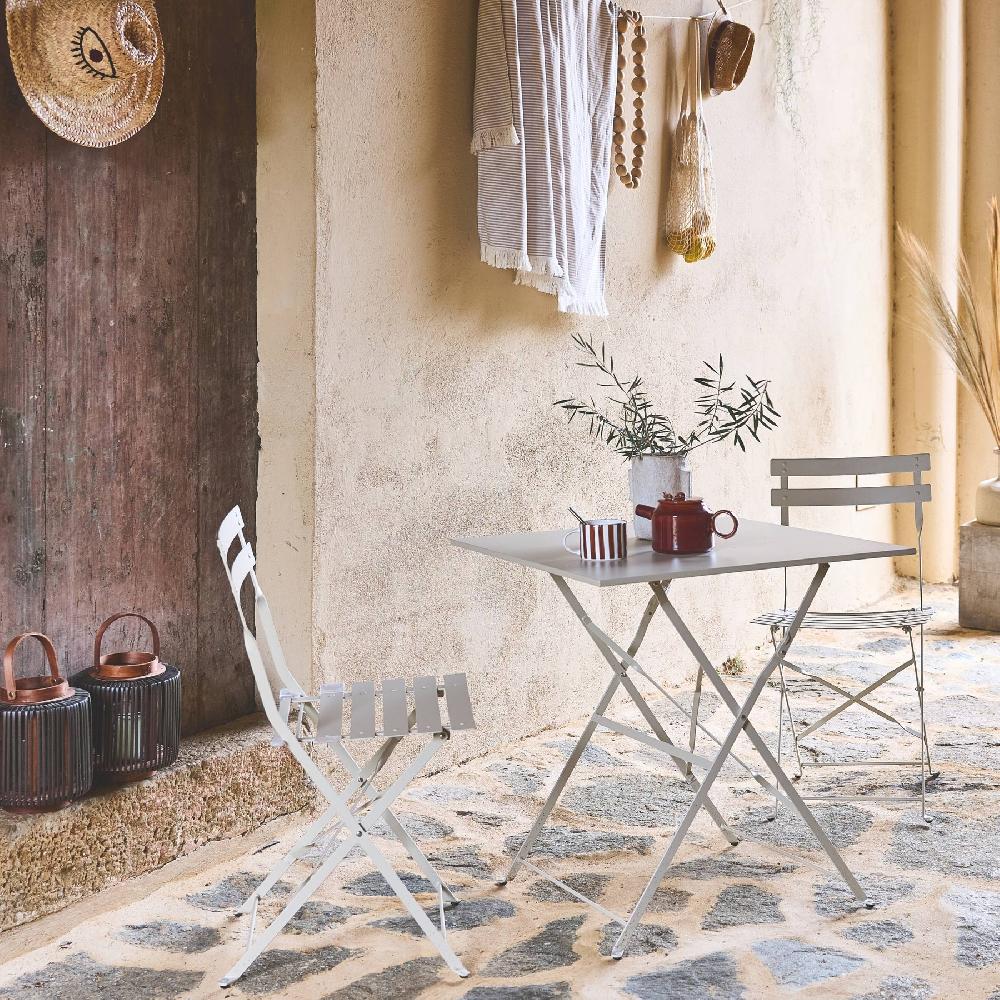 Mesa De Jardín Cuadrada Plegable De Metal 2 Sillas Emilia Beige 70x70x71 Cm