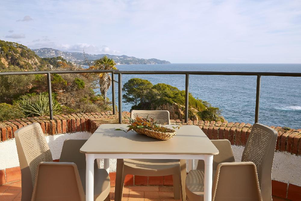 Mesa De Jardín De Polipropileno Marsella Beige De 70x74x70 Cm