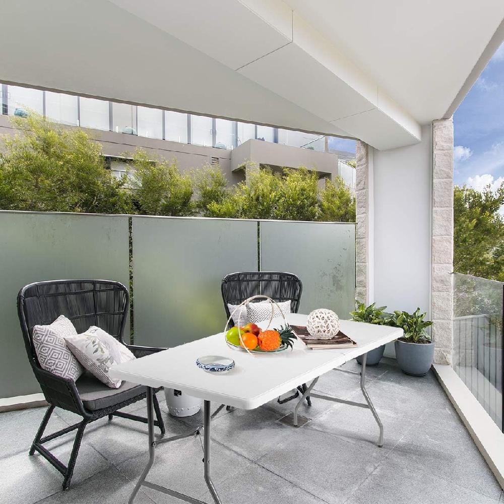 Mesa Plegable De Plástico De Carga Máxima 150 Kg Material De HDPE Y Acero Resistente Con Cerraduras Reforzadas Patas Antideslizantes 153 X 74 X 74cm