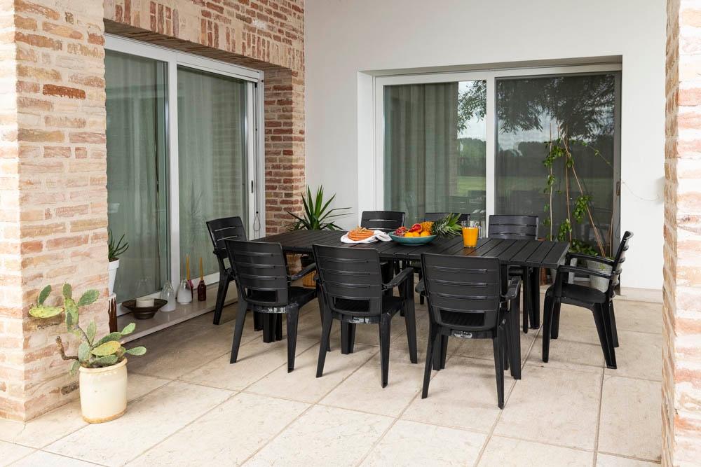 Mesa Rectangular Extensible 180/240x90 Cm Para Exteriores/jardín En Acero Pintado Con Tapa De Polietileno Efecto Madera Thomas XL Antracita