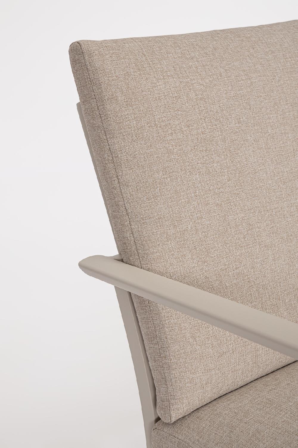 Salón Con Sillones Y Mesa De Centro En Rastin "KONNOR" Estructura De Aluminio Para Terraza Y Jardín