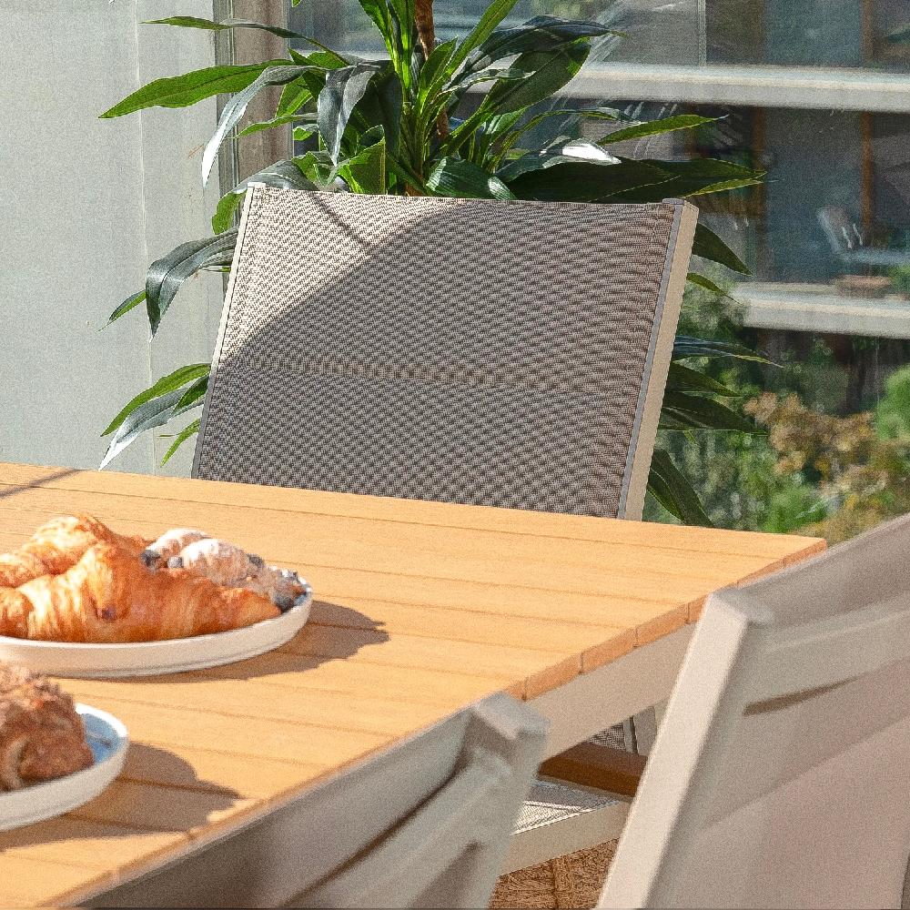 Set jardin mesa 130x70 y 4 sillas de textileno y aluminio beige - Osaka