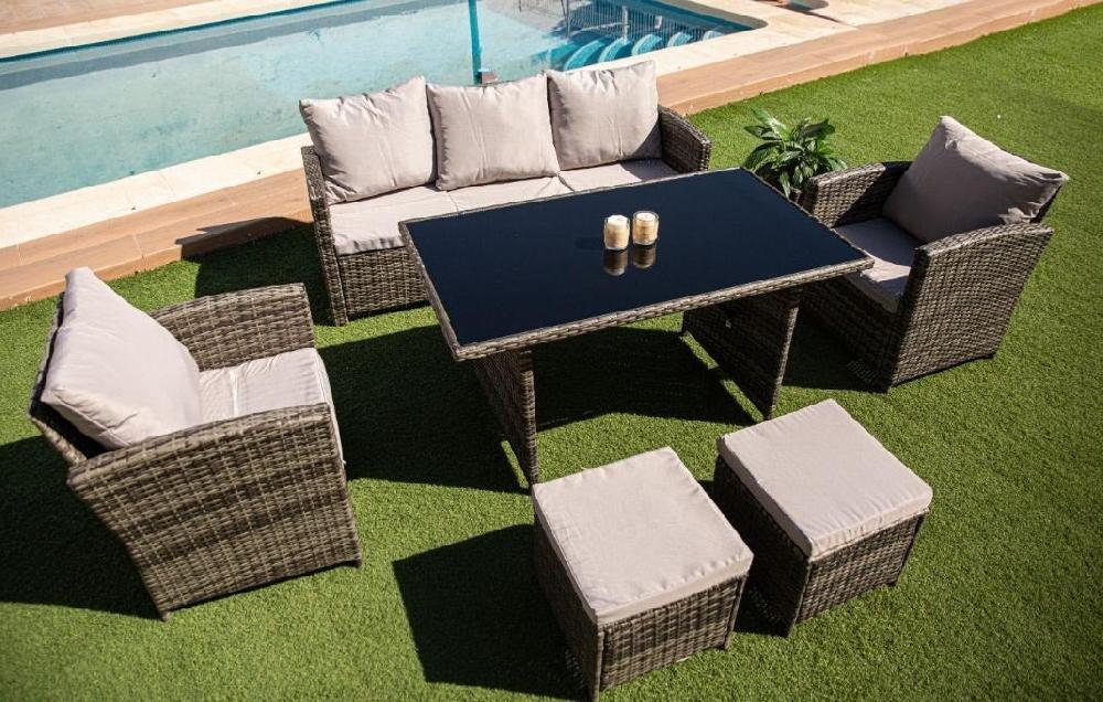 Sofa + Mesa + 2 Sillones+ 2 Pufs De Ratan PE. Muebles De Jardin Y Terraza Gris