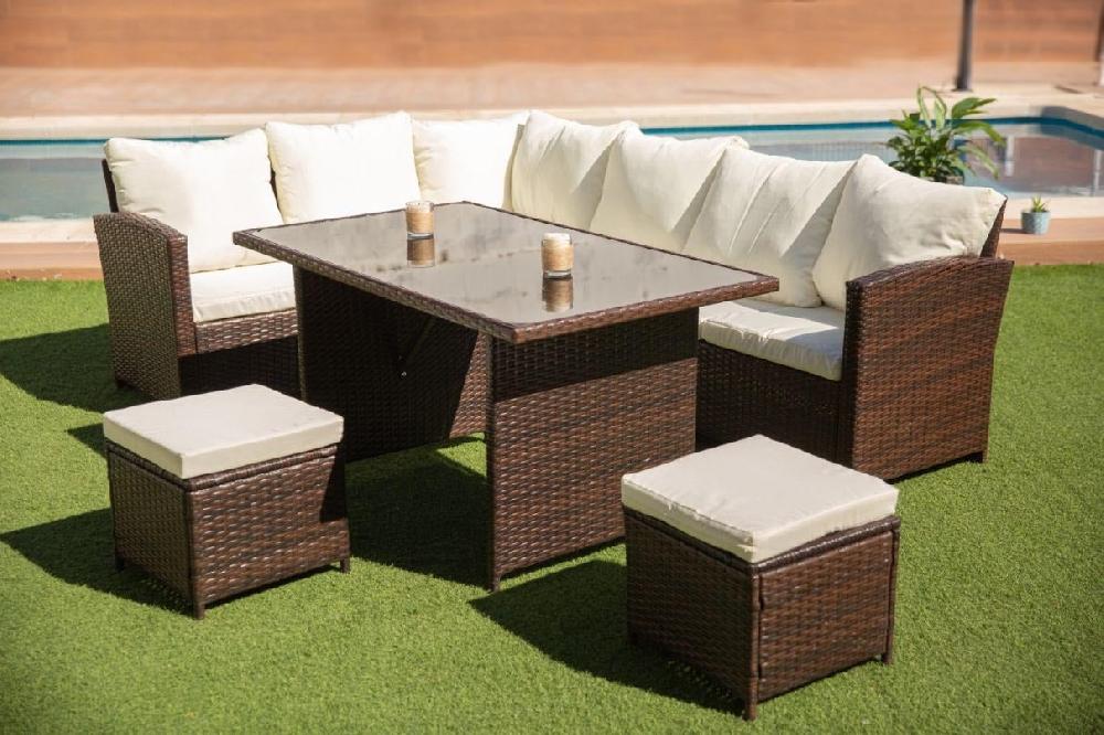 Sofa Rinconera + Mesa + 2 Puffs De Ratan PE. Muebles De Jardin Y Terraza Marron