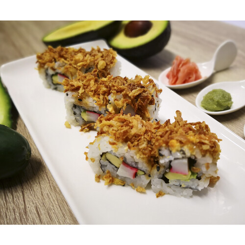 Alcampo SUSHI GOURMET Plato preparado de sushi con surimi y cebolla crujiente SUSHI GOURMET 3 uds