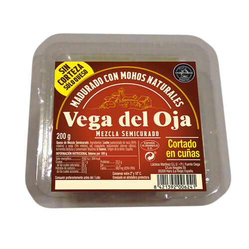 Alcampo VEGA DEL OJA Queso mezcla semicurado cortado en cuñas madurado con mohos naturales VEGA DEL OJA 200 g