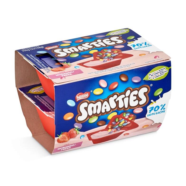 Dia Yogur con fresas y grageas de chocolate con leche Nestlé pack 2 x 128 g