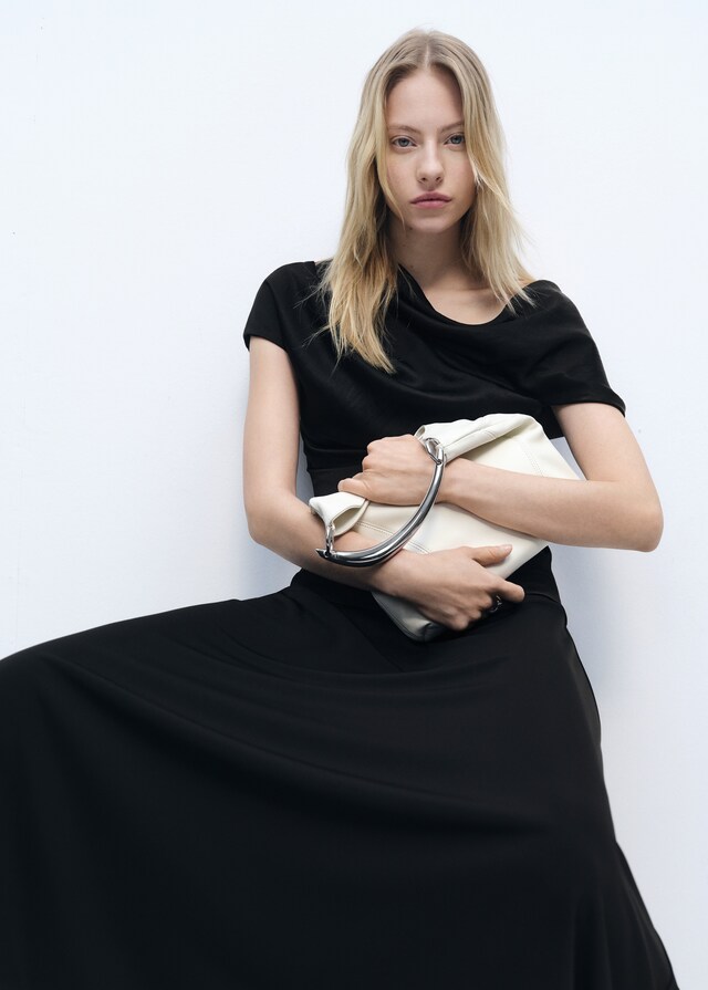 Mango Blusa Drapeada Manga Corta