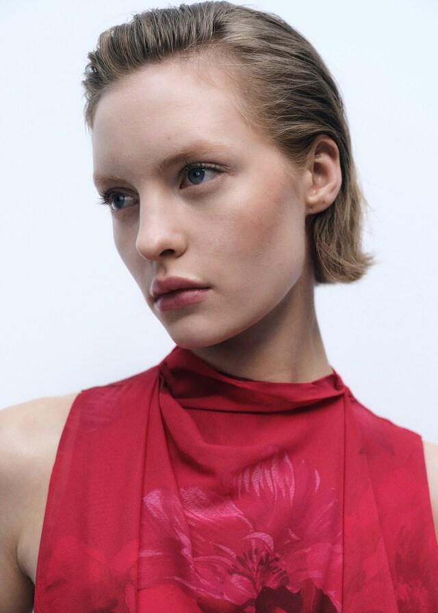 Mango Blusa Flores Fular