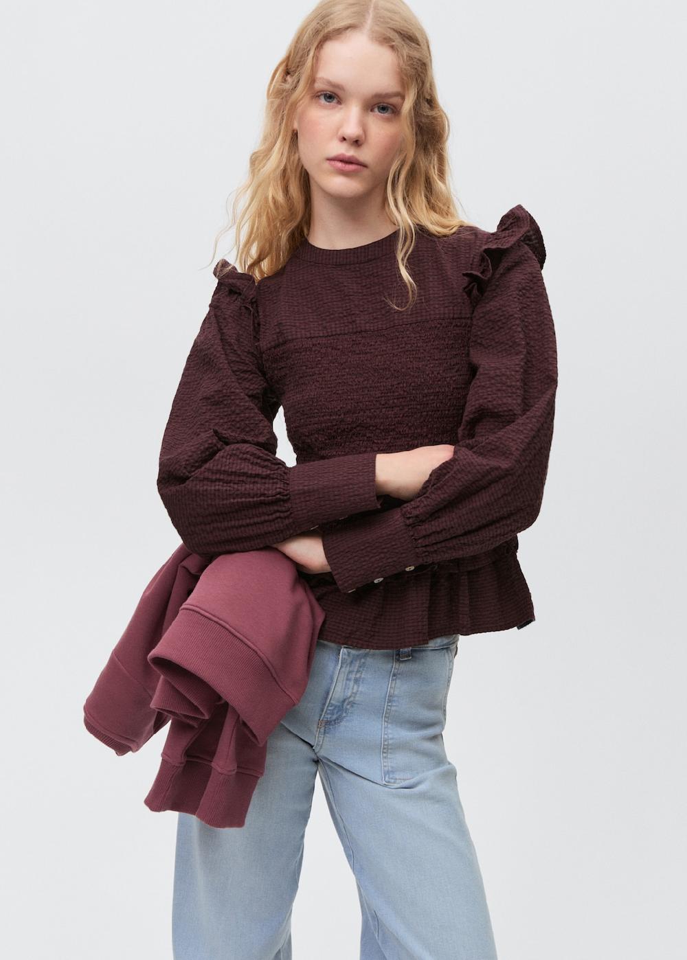 Mango Blusa fruncida volantes