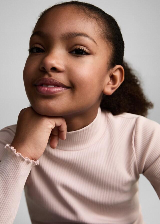 Mango Camiseta Canalé Cuello Alto