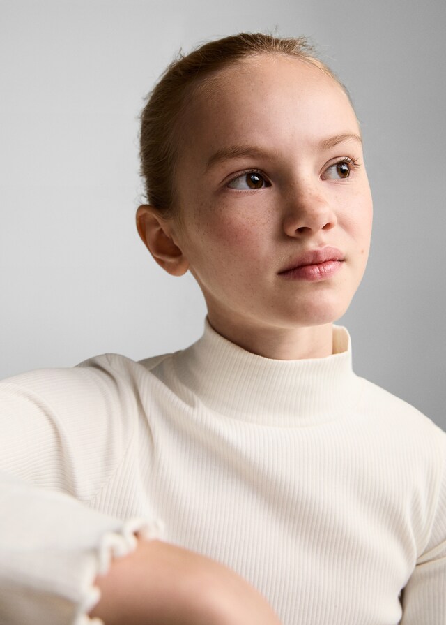 Mango Camiseta Canalé Cuello Alto