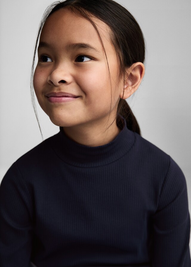 Mango Camiseta Canalé Cuello Alto