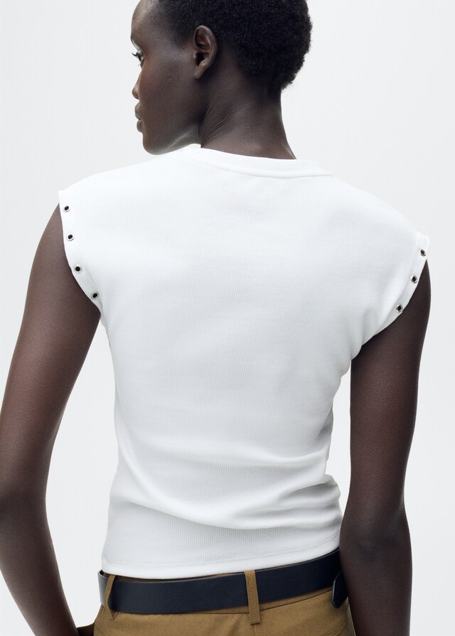 Mango Camiseta Canalé Ribete Troquelado