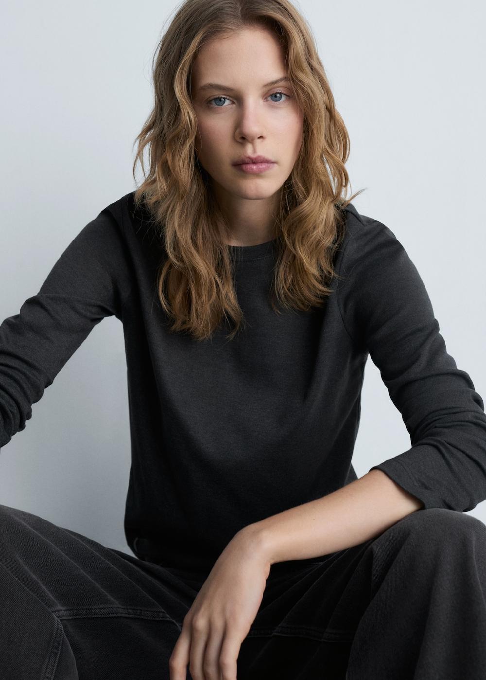 Mango Camiseta fina cuello redondo