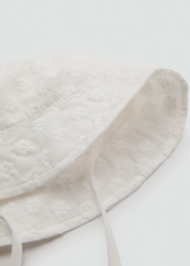 Mango Gorro Bucket Bordado