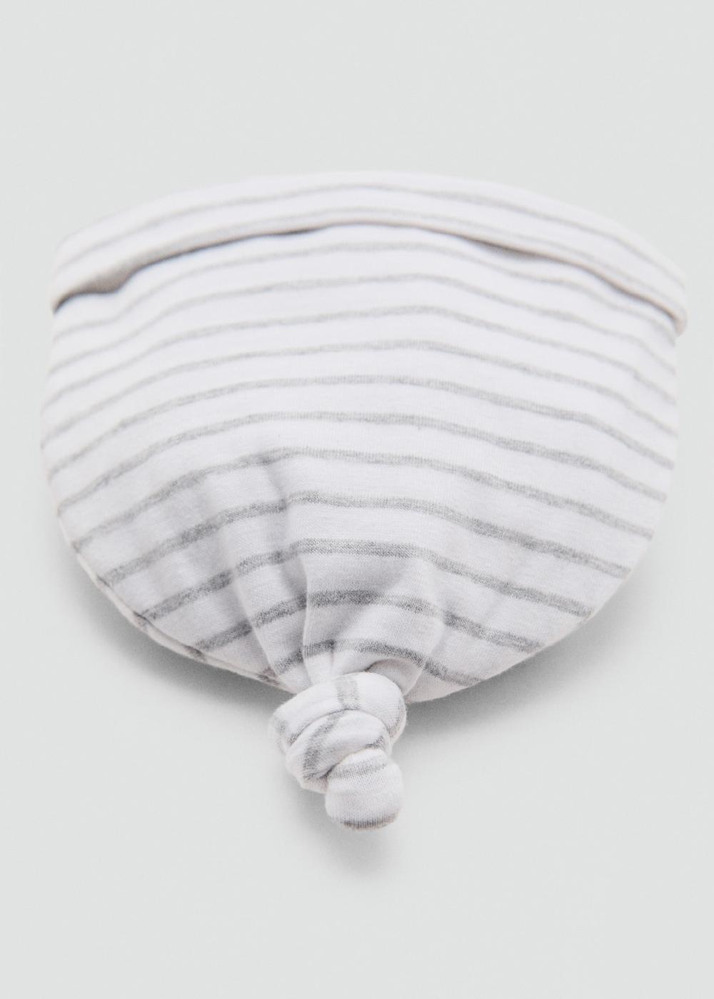 Mango Gorro detalle nudo