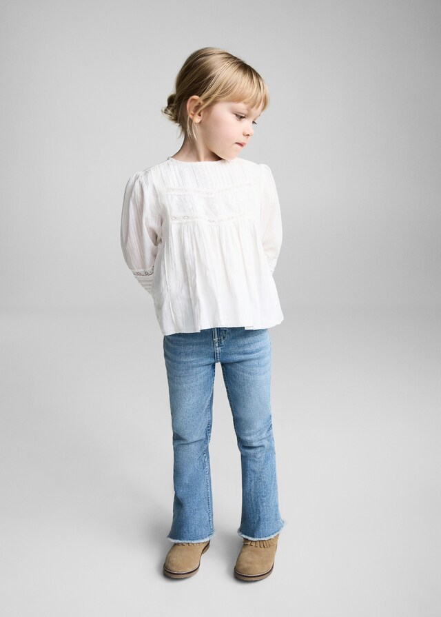 Mango Jeans Flare Bajo Deshilachado