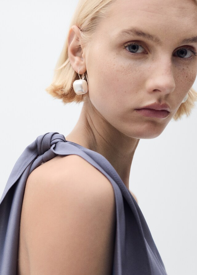 Mango Mono Satinado Asimétrico Lazo