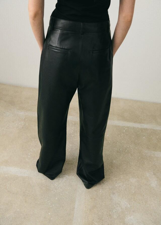 Mango Pantalón Recto Piel Detalle Pinzas