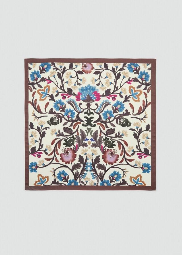 Mango Pañuelo Satinado Estampado