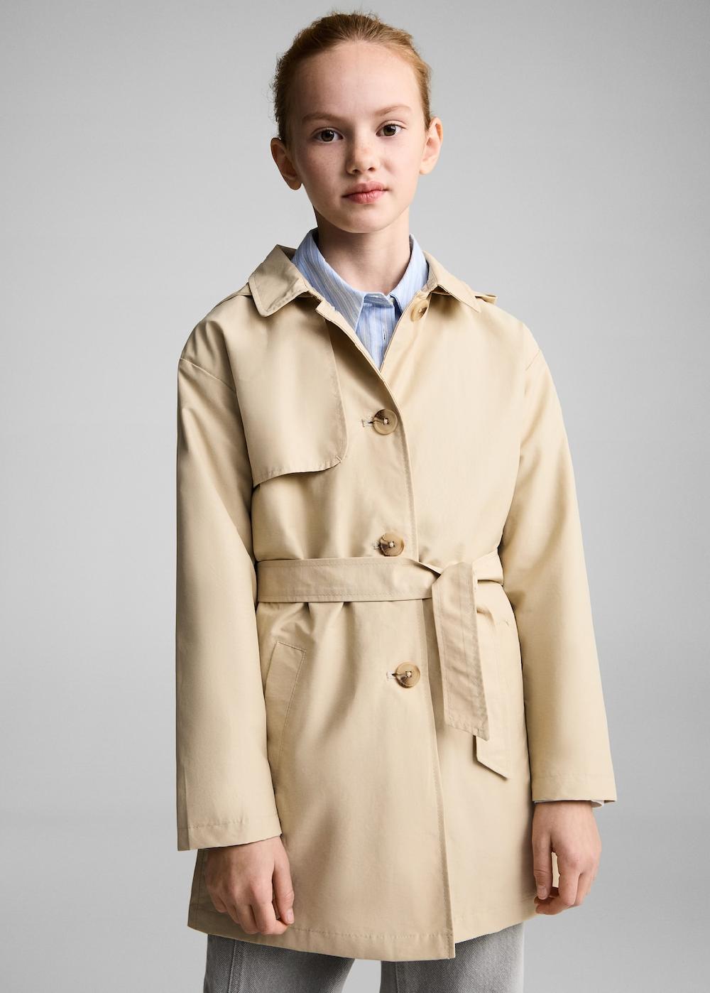 Mango Trench corto capucha