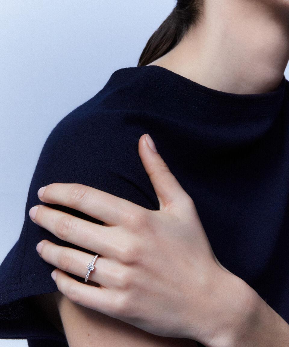 Suarez Anillo Solitario En Oro Blanco De 18 Kilates Con Diamantes Mujer