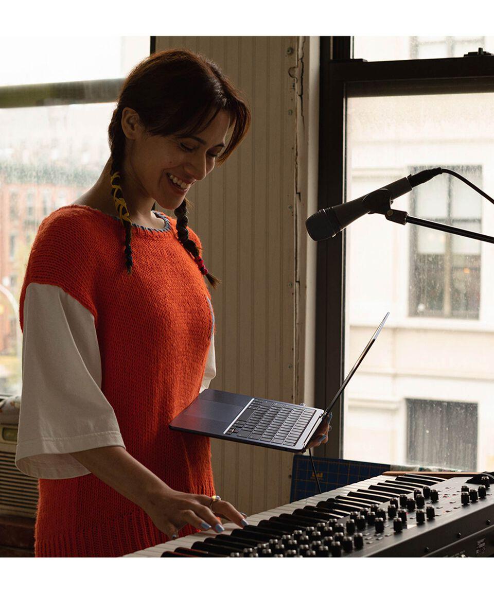 Apple MacBook Air 13" Chip M2 16 GB RAM 256 GB