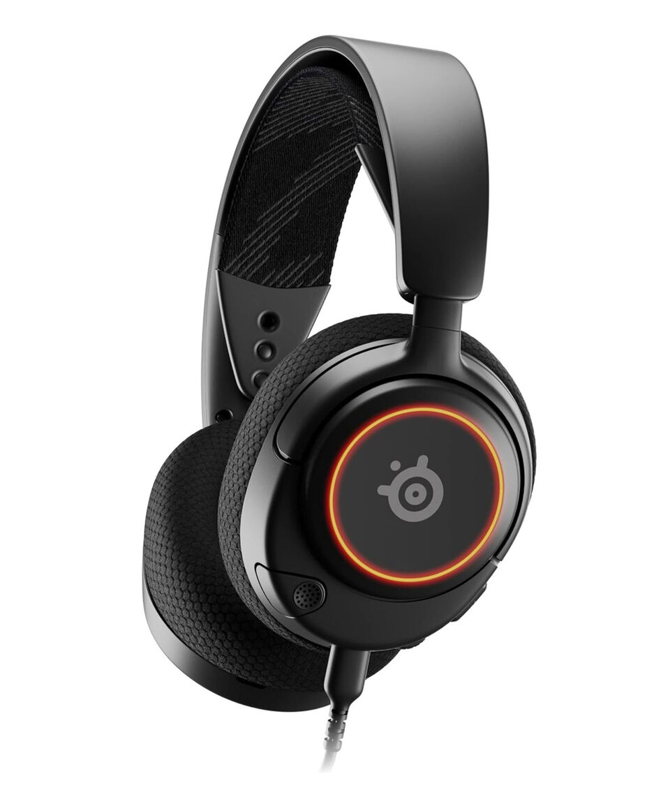 SteelSeries Audífonos Alámbricos Arctis Nova 3 Negro