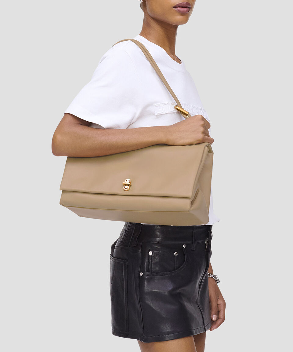 Marc Jacobs Bolsa Shoulder Beige En Piel The Large Dual Mujer